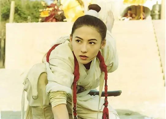 中国香港电影[飞侠小白龙]（2004）[喜剧 / 动作 / 爱情][张柏芝 / 吴镇宇][夸克网盘]